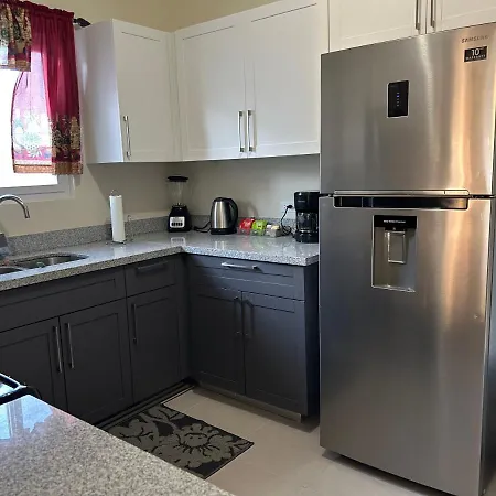 Seamist Villa @Oceanpointe Lucea Comfy 2Br W/Pool Gym & Parking Exterior photo